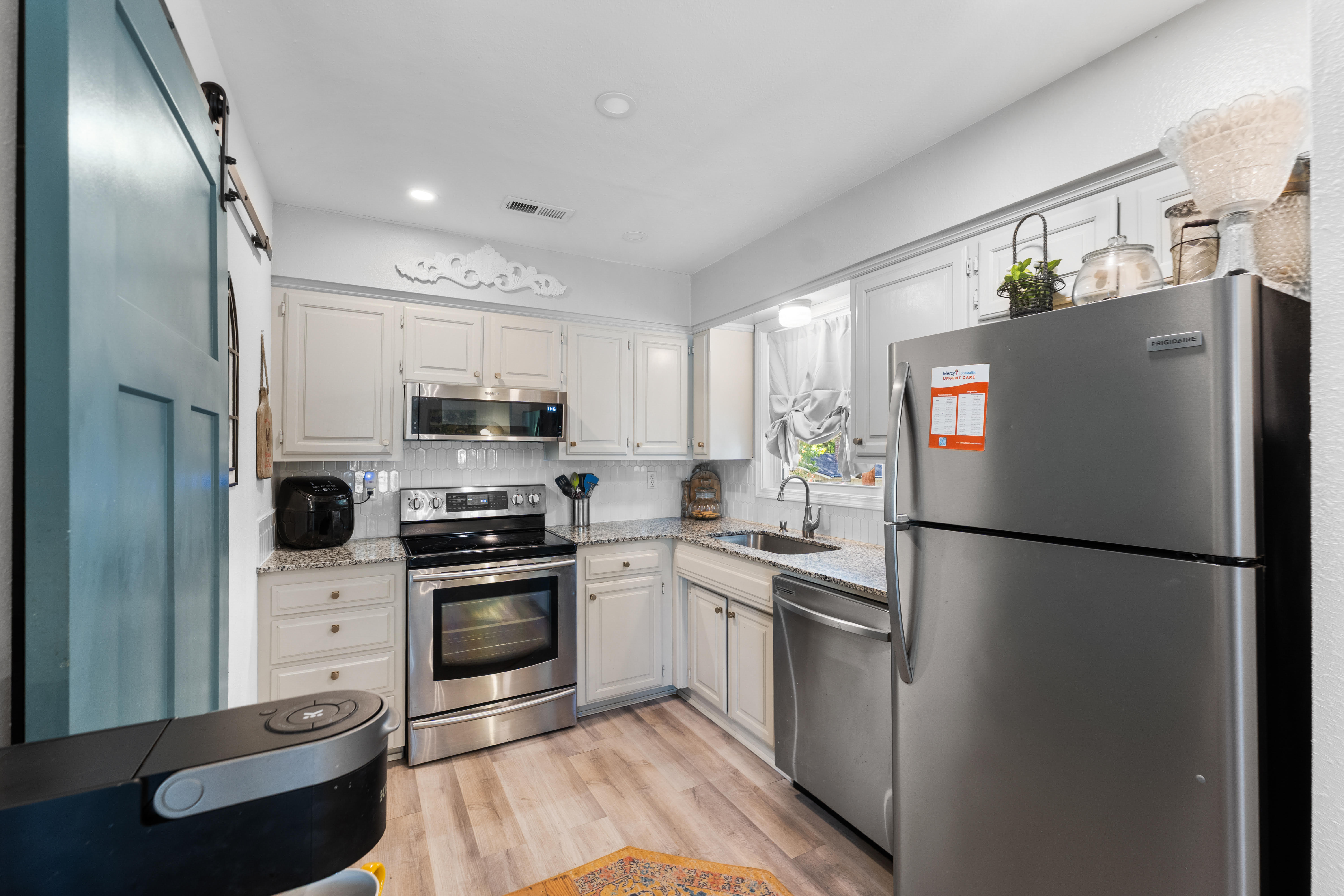 1 Thetford Dr