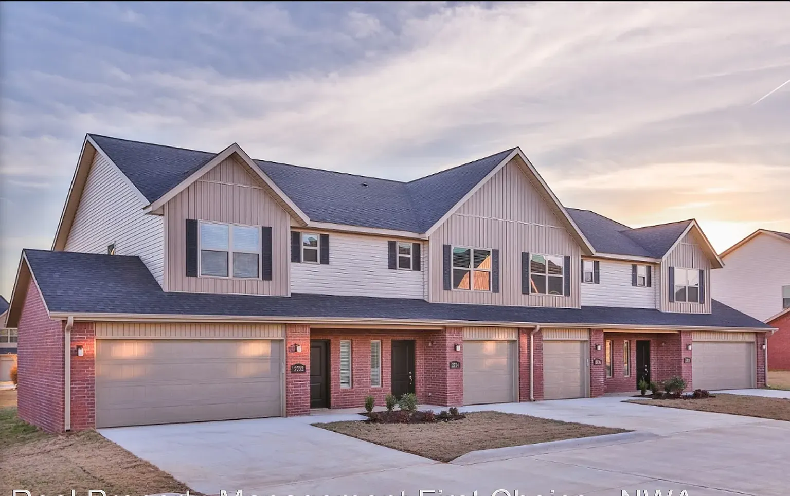 2735–2741 Shasta Rd